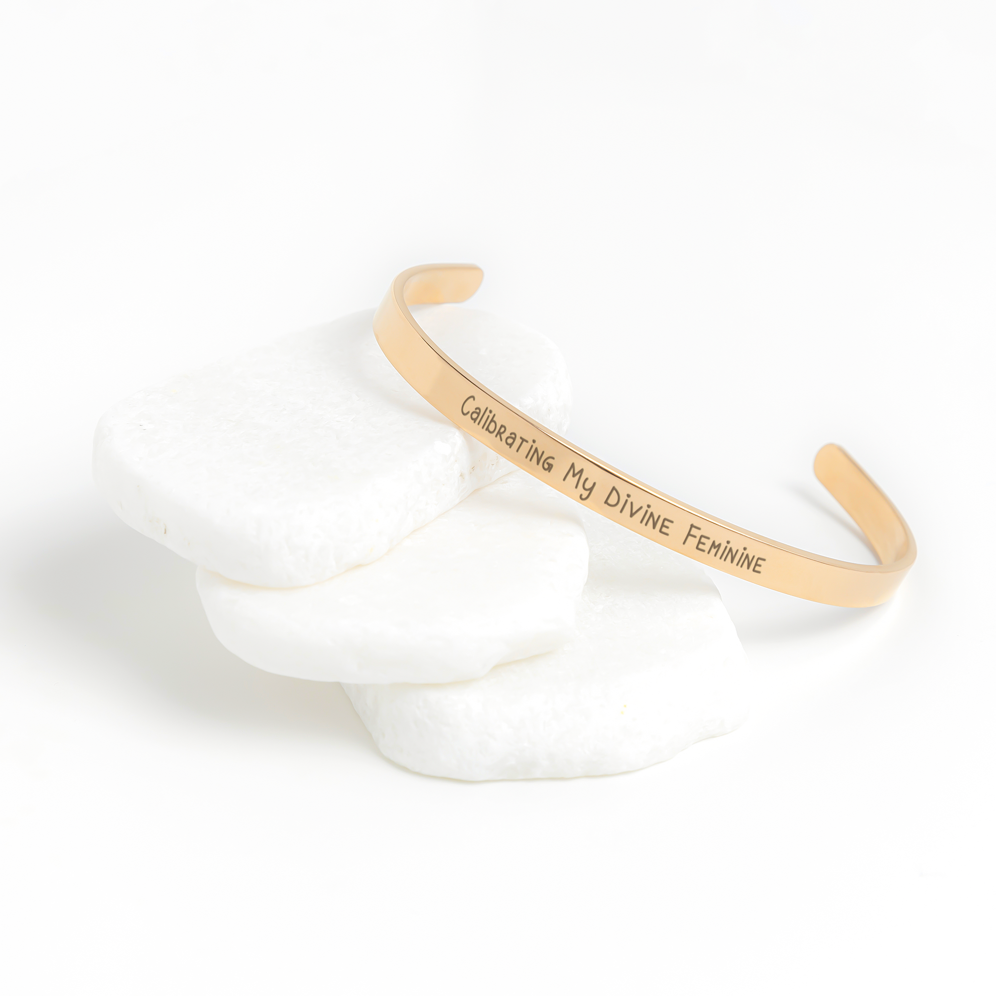 Divine_Feminine_Rose_Gold_Lifestyle_02_Mockup.png