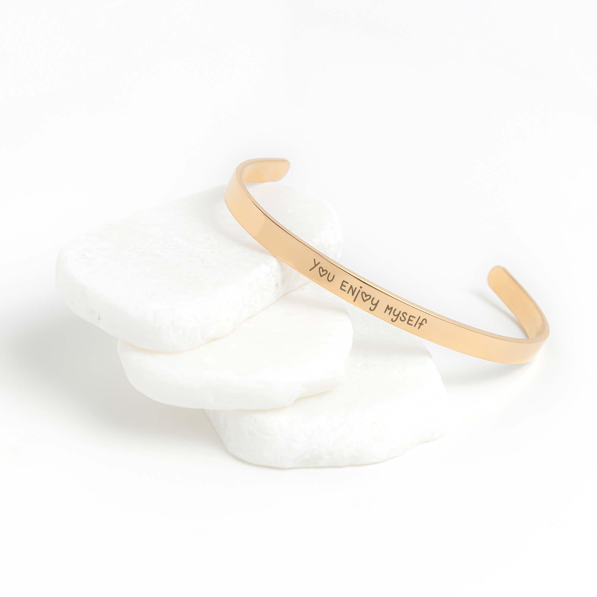 You_enjoy_myself__YEM__Cuff_Bracelet_Rose_Gold_Lifestyle_02_Mockup.png